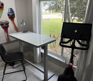 Naples Park Villa | Modern Beach Villa with Private Fenced Backyard