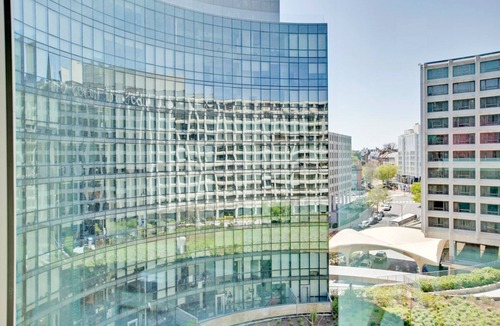 Dupont Circle Apartment | Modern Dupont Circle 1BR w/ Gym & Pool, 3 blocks to U St, by Blueground