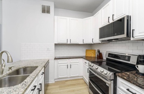 Shaw House | Modern &Historic Northwest Charm