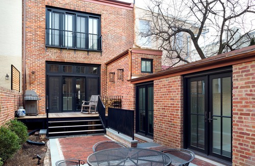 Capitol Hill House | Modern luxury Capitol Hill house with courtyard