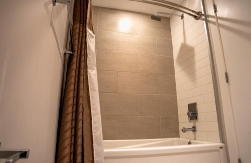 Saskatoon Downtown Apartment | Modern Riverfront Stay at The Banks 310