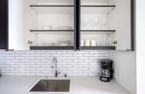 South Lake Union Apartment | Modern South Lake Union 1BR w/W/D & Roof, nr Lake Union, by Blueground