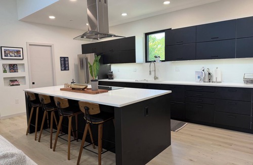 Annapolis House | Modern Styled Home in Historic Annapolis Eastport Neighborhood