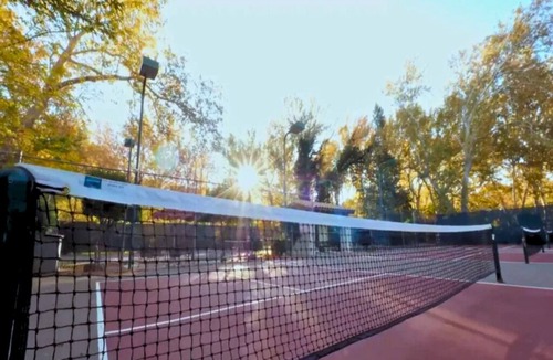 Sedona Resort | Modern Suite Escape w/Balcony, Spa, Full Kitchen & Resort Amenities