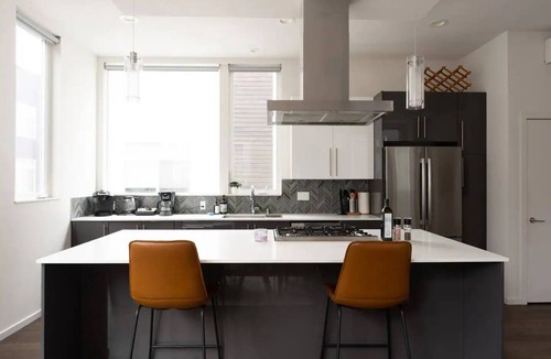 Judkins Park House | Modern Urban Retreat Near Park/Restaurants w/AC