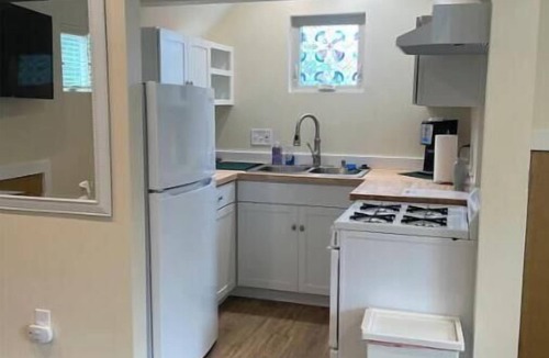 Olde Towne East Apartment | Mon Chateau -Brand new urban studio apartment