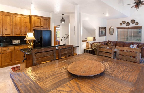 Bear Hollow Village House | Moose Mgmt at Bear Hollow 5430: Wifi, BBQ, 5min to Ski Resorts, Free Bus