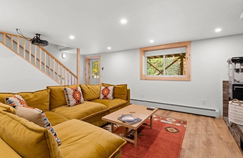Greenville Junction House | MooseHaus - Dream Cabin in by Moosehead Lake ME