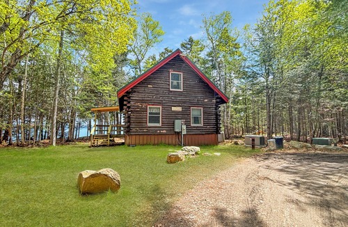 Rockwood Cabin | Moosewood (Tomhegan Direct Lake Access)