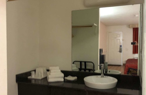 Rolla Hotel | Motel 6 Rolla, MO