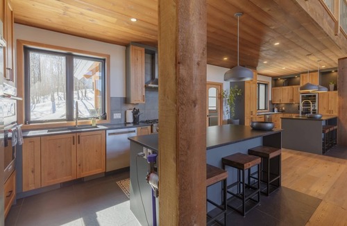 Morin Heights Ski Chalet | Mountain Chalet with Hot Tub, Sauna & 4K Cinema