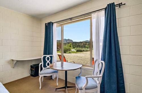 Zion National Park East Entrance Apartment | Mt Carmel Motel in Southern Utah!