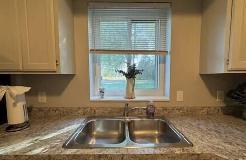 Pleasant Grove Apartment | Mt Timpanogas View 3BR