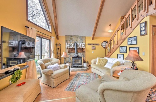 Murphy House | Murphy Cabin with Fire Pit, River and Mountain Views!