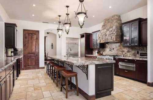 Oak Creek Villa | Myrinn-Panoramic Red Rock Views|Private Pool & Tub
