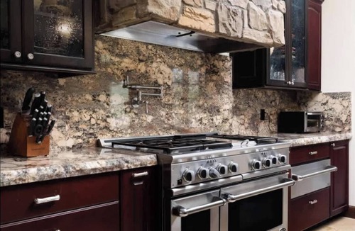 Oak Creek Villa | Myrinn-Panoramic Red Rock Views|Private Pool & Tub