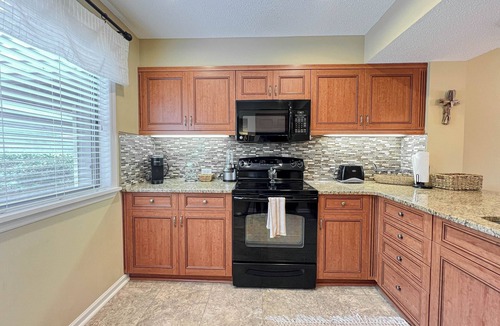 Arcadian Shores Villa | Myrtle Beach SC.Kingston Plantation.5 minute walk to beach.ground floor villa