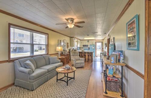 Nags Head House | Nags Head Cottage: Screened Porch, Walk to Beach!