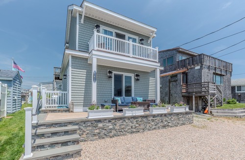 Breakwater Village Cottage | Narragansett Coastal Charmer with Private Beach & Ocean Views!