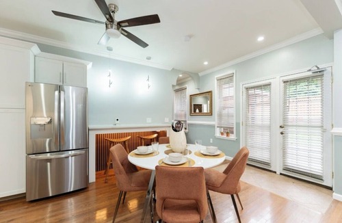 Friendly Apartment | National Harbor Hideaway - Oasis/Jacuzzi w/4-bedroom/3-Bath Fort Washington