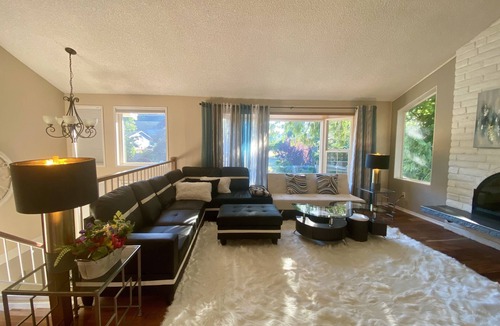 Inglewood-Finn Hill House | NATURE VILLA: Near major companies, central AC