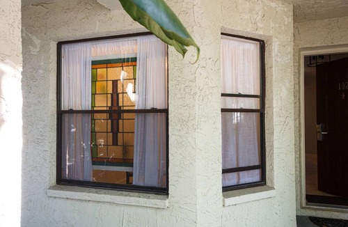 South Bradenton Condo | Near Beaches & Outdoor Activites! Relaxation and Fun! 2 BR/BA/LR & KITCHEN