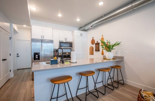 Poplar Grove Villa | Near Downtown SLC | Rooftop Hot Tub | Pet Friendly