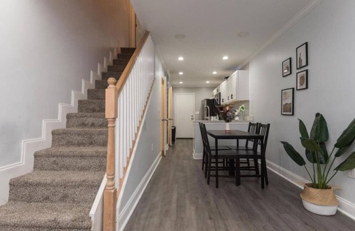 Downtown Baltimore Villa | Near John Hopkins/CFG Arena/Convention Center 4brm