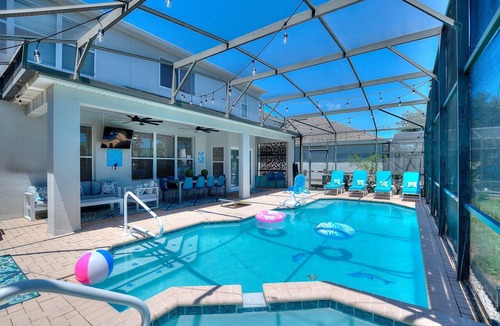 Windsor Hills Villa | NEW 6 Bed villa SOUTH facing Pool/Spa-Games-Disney