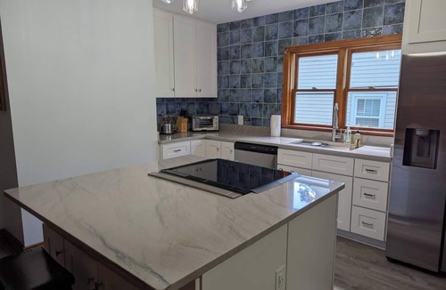 Durham House | NEW! Adorable 2BR/1BA | Sunporch | Smart Kitchen