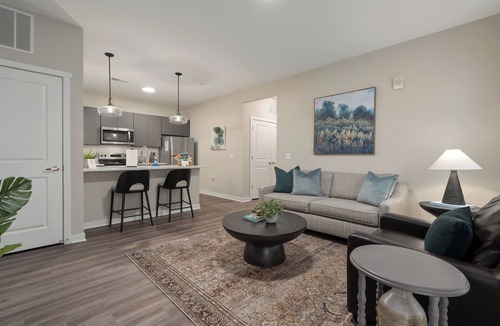 Westerville Apartment | New Albany 2BR | Near Intel + Easton | Pets OK
