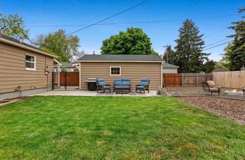 Depot Bench House | NEW! Beautiful Boise Bench Bungalow. Close to everything!