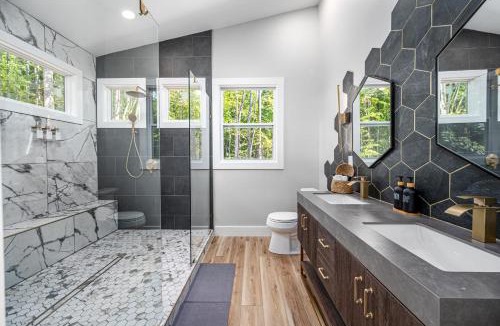 Bynum House | NEW Beehive Tree House Retreat