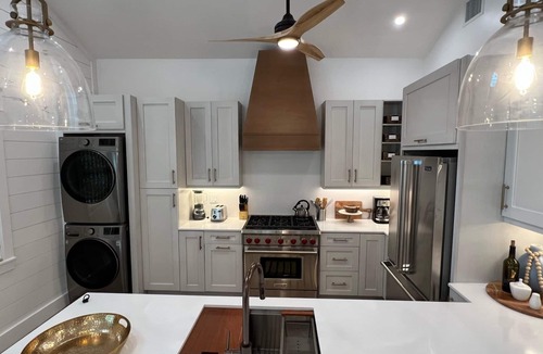 White St. Gallery Cottage | New Conch cottage, with heated pool, walking distance to downtown Key West.