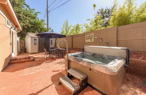 Uptown Sedona Cottage | NEW Gem Uptown - Hot Tub, Walk to Food + Trails