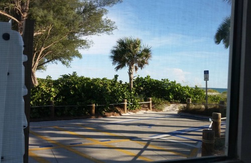 Bradenton Beach Cottage | NEW LISTING. High Tide—- Beach and Bay just steps away!
