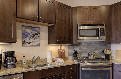 Kimball Junction Condo | New Park Terrace 4: 2 bedroom 2 bathroom condo in New Park with Great views