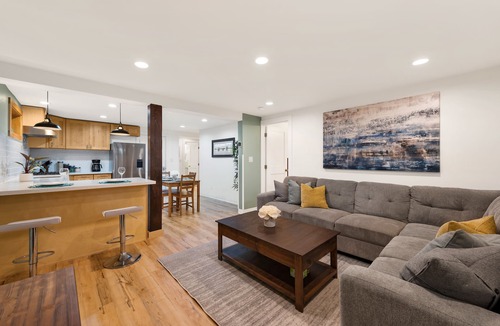 Green Lake Apartment | NEW Spacious Apartment Next to Vibrant Green Lake