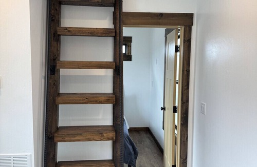 St. Anthony House | NEW Tiny Home with Loft Near Yellowstone