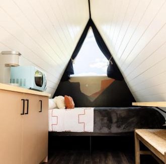 Orderville House | NEW! Unique Modern Glamping Chalet #2