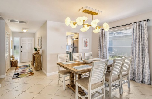 Siesta Key Villa | New Villa on Siesta Key! 2 Bedrooms with Pool, Dock, and Walkable to Beach!