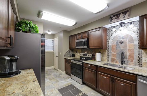 Branson Condo | NEWLY REMODELED LUXURY WALK-IN CONDO/Heart Of Branson/Indoor Pool/Spacious