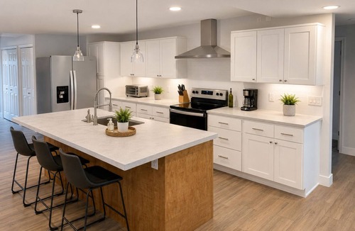 South Sarasota House | Newly Remodeled 3bd/3bh | 10 mins to the Beach