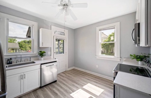 Old North Columbus House | Newly renovated 4BRs NEAR UNIVERSITY & STADIUM Free Parking