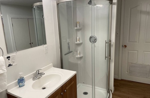 Sunset Heights House | Newly Renovated Mother-in-Law Apartment