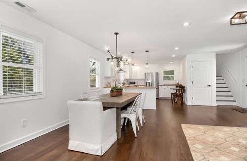 Royal Oak Cottage | Newly Renovated Summer Paradise-Pool-Tennis-Garden Retreat