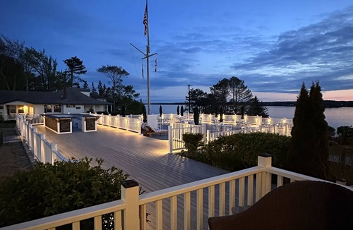 Isle of Springs Cottage | Newly renovated modern guest cottage across from Spruce Point Inn Pet Friendly!