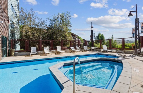 Kimball Junction Condo | Newpark 314-A | Private Hot Tub | Kitchenette | Mtn & Preserve View | Fireplace | Pool & Hot Tub