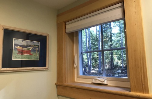 Bristol Cottage | Next Avail. Aug. 22, 3 night min., AC, 1st flr King & Full Loft, Pets Free