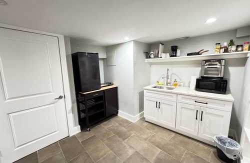 Brookland Apartment | NICE Basement APT in DC near metro station